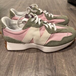New Balance Women's Sneakers in Pink and Olive
